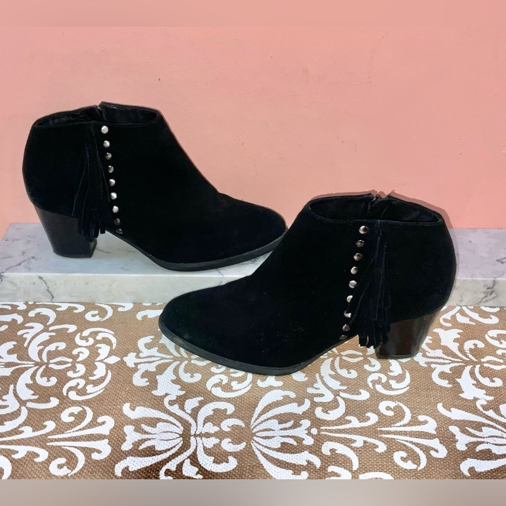 Vionic Faros TVW4750 Black Suede Leather Inside Zip Fringe Studded Booties Sz 6